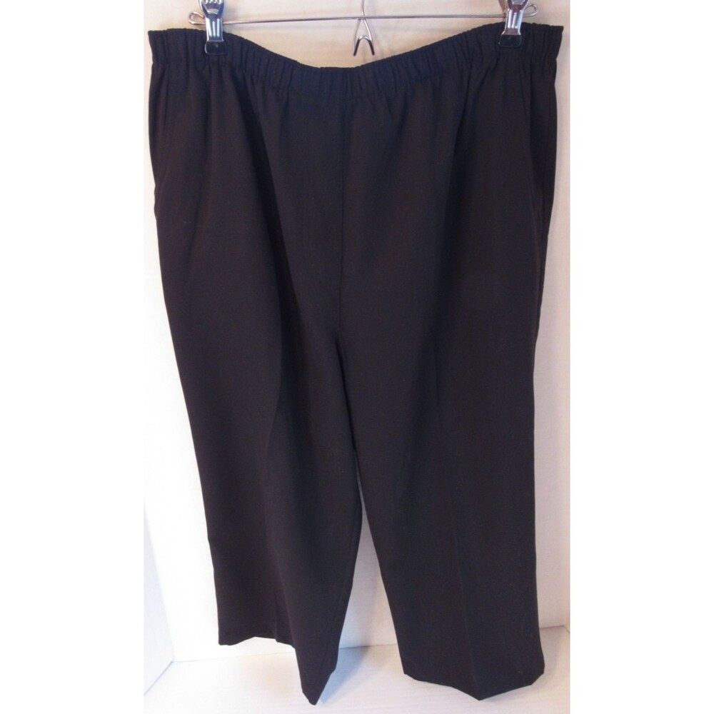 Alia Elastic Waist Pull On Capri Black Size 14 High Rise Pockets Casual Comfort